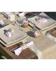 deco-de-table-chemin-de-table-jute-et-dentelle-ivoire 2