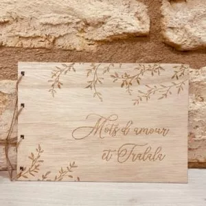 Livre d'or en bois