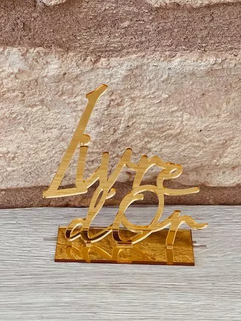 livre d'or  plexiglass doré